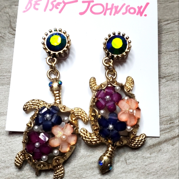Betsey Johnson Jewelry - Betsey Johnson turtle earrings
